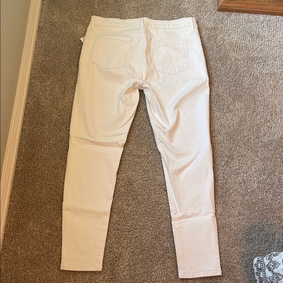 JUST BLACK DENIM - Picture 3 of 5